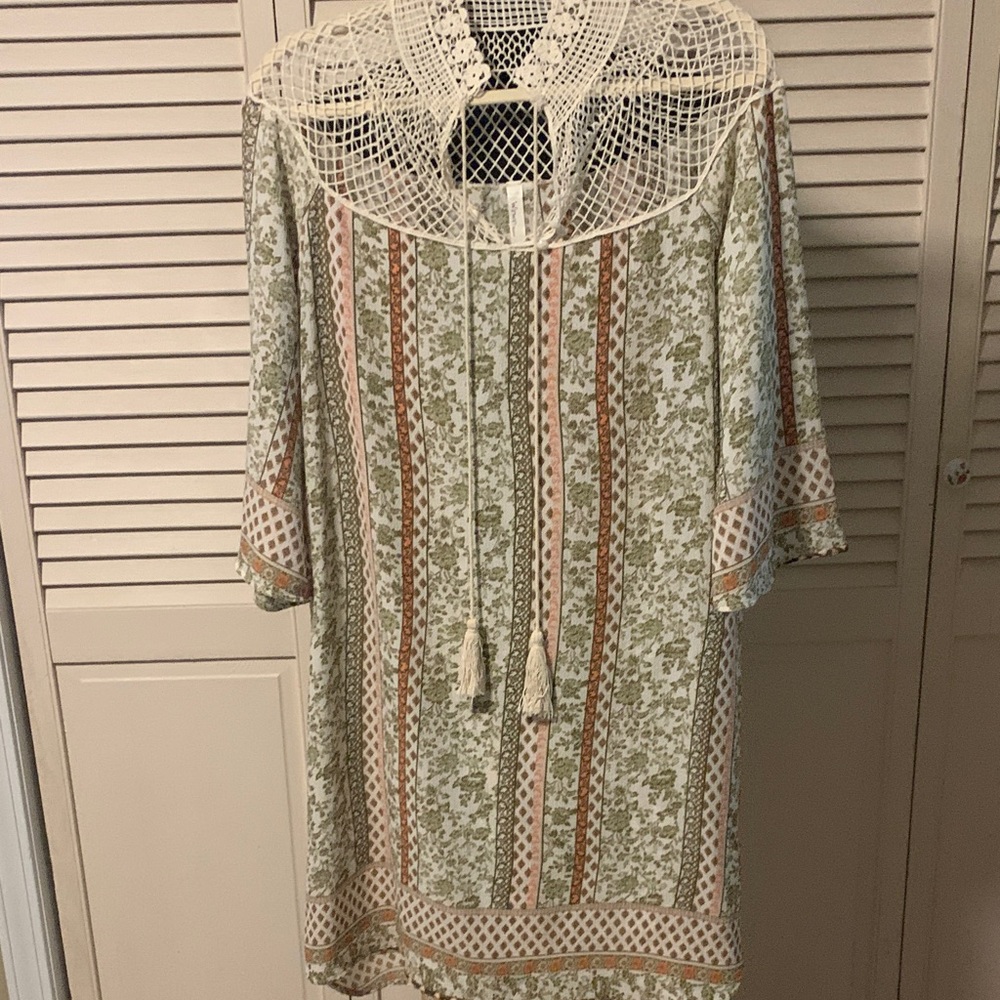 Floral Lace Boho Dress. D2
